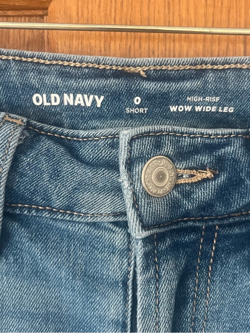 Old Navy Women's High-Rise WOW Wide-Leg Jeans Sz 0 Short - Picture 3 of 9